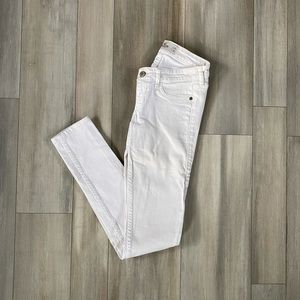 Women’s White Hollister Jeans - Size 1R